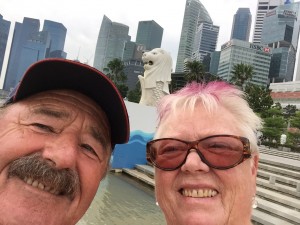 Der Löwe von Singapur mit uns